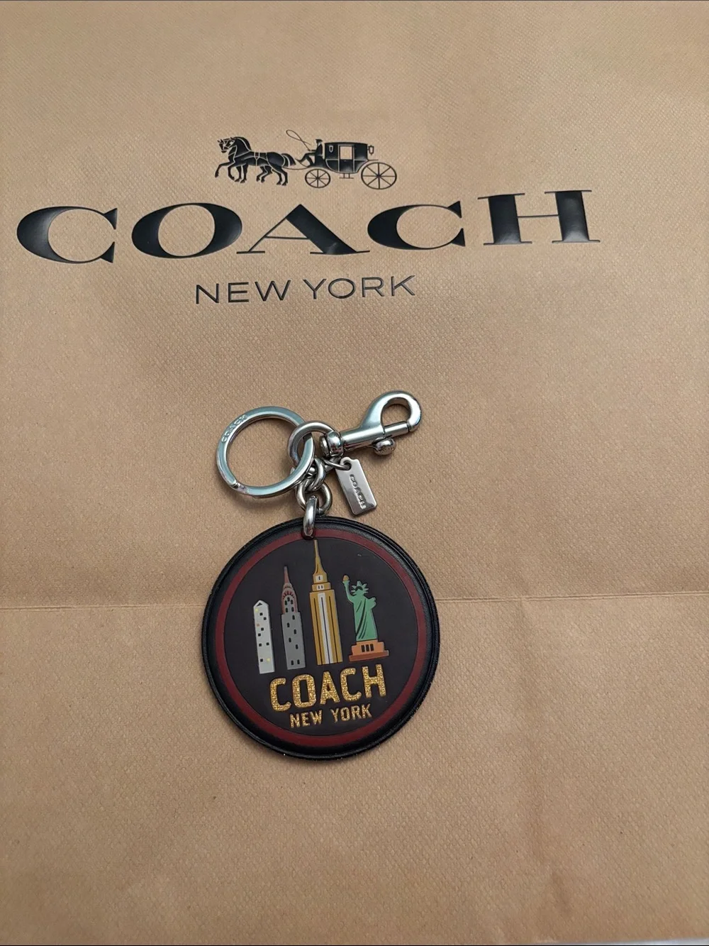 Coach Round New York Skyline Keyring - Black/Brown/Gold/Green